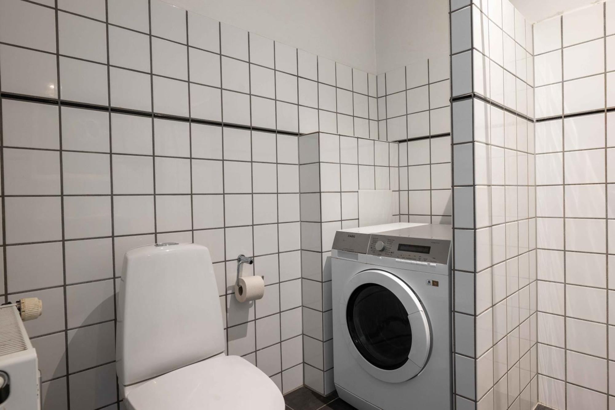 Apartment Large In By Tivoli Gardens