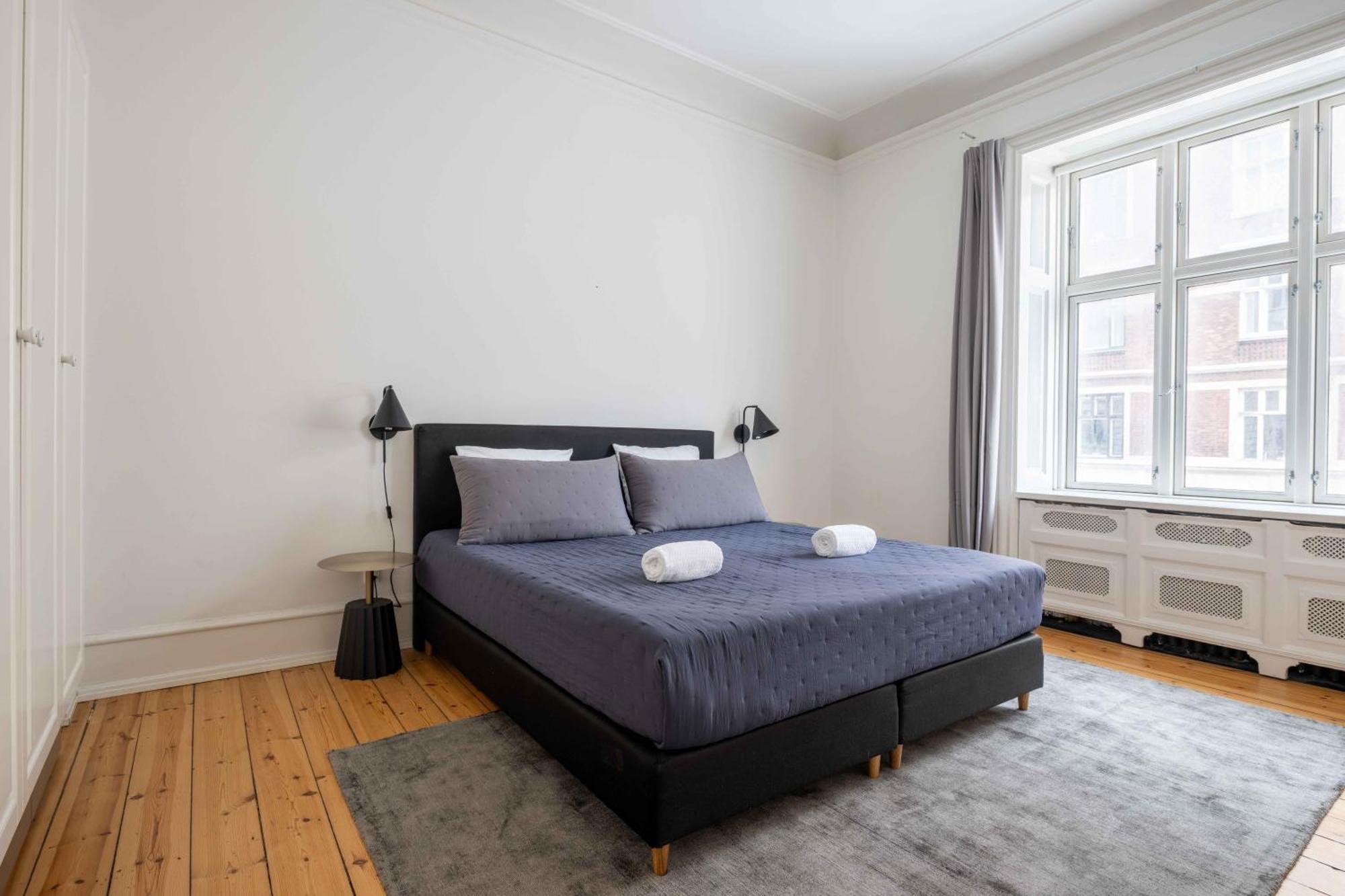 Large In By Tivoli Gardens Apartment Copenhagen